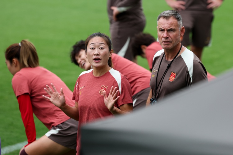 乐鱼体育-东体：中国女足仅有精神是不够的，最重要的是尽快回升状态